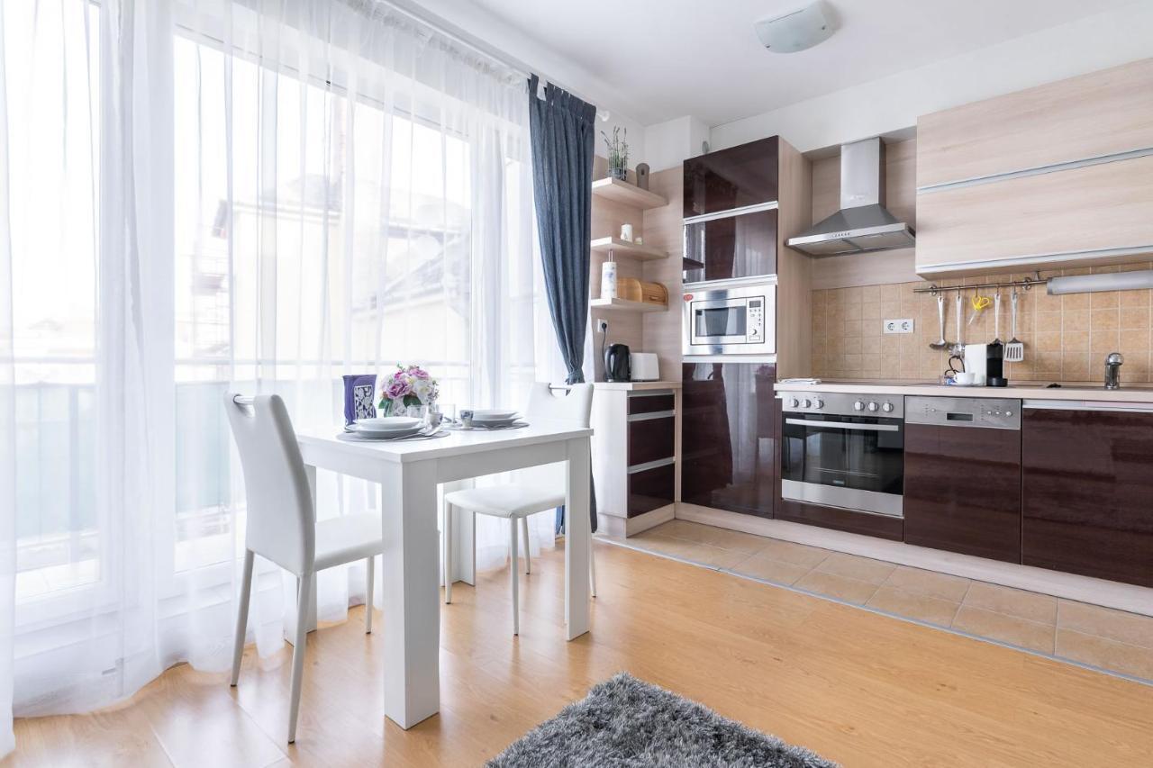 Matthias Home Midtown Budapest Eksteriør billede